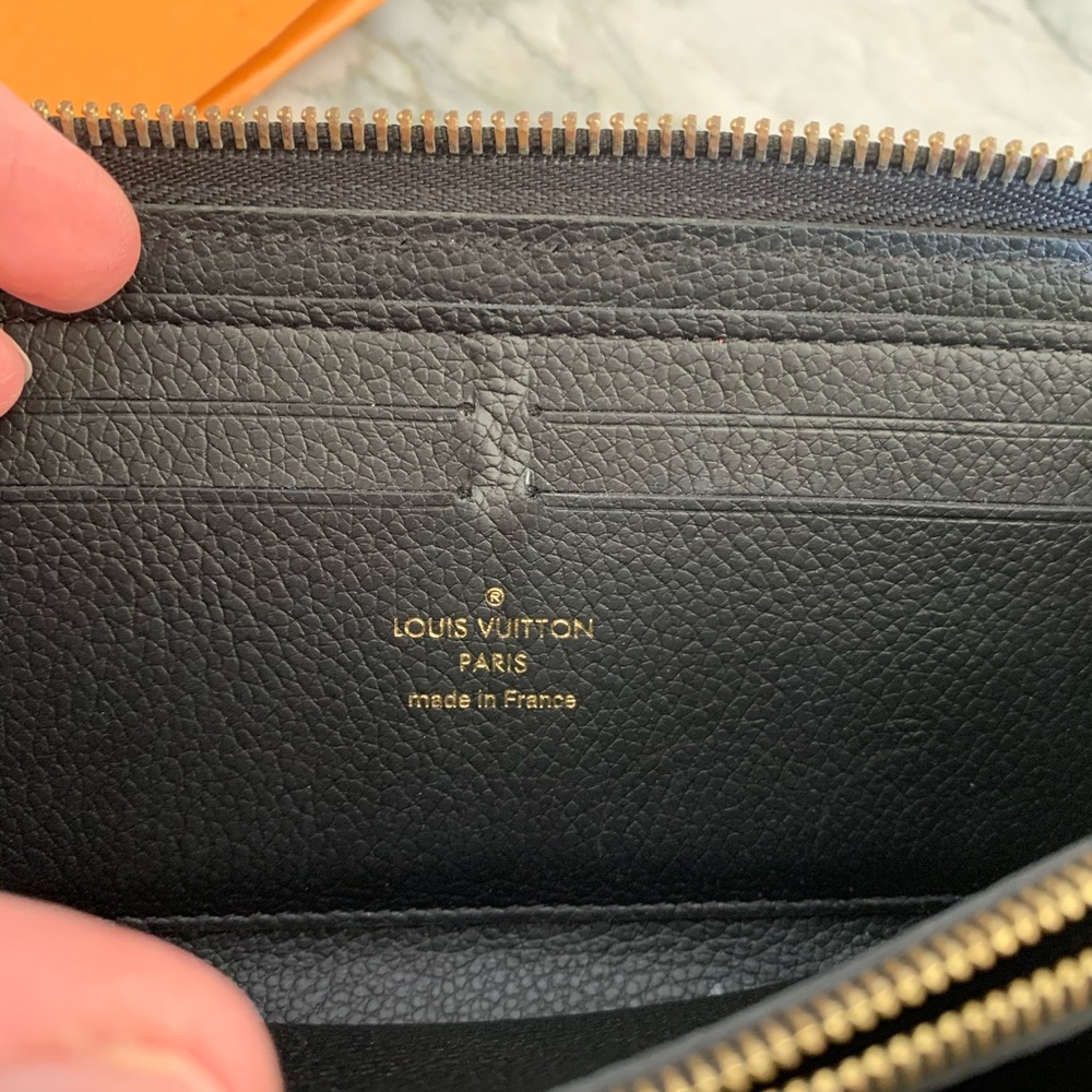 Sold Louis Vuitton Empreinte Noir Clemence wallet - Picture 9 of 14